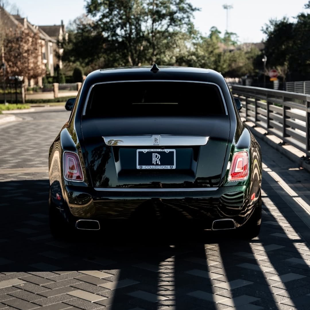 Ravoony Plus Gloss Pearlized Benz Emerald Green Car Vinyl Wrap