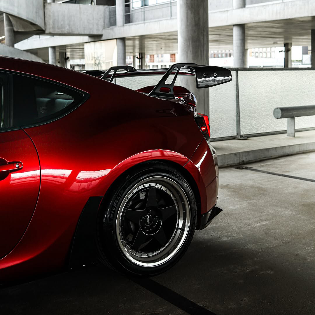 Ravoony Plus PET Tesla Gloss Midnight Cherry Red Vinyl Car Wrap