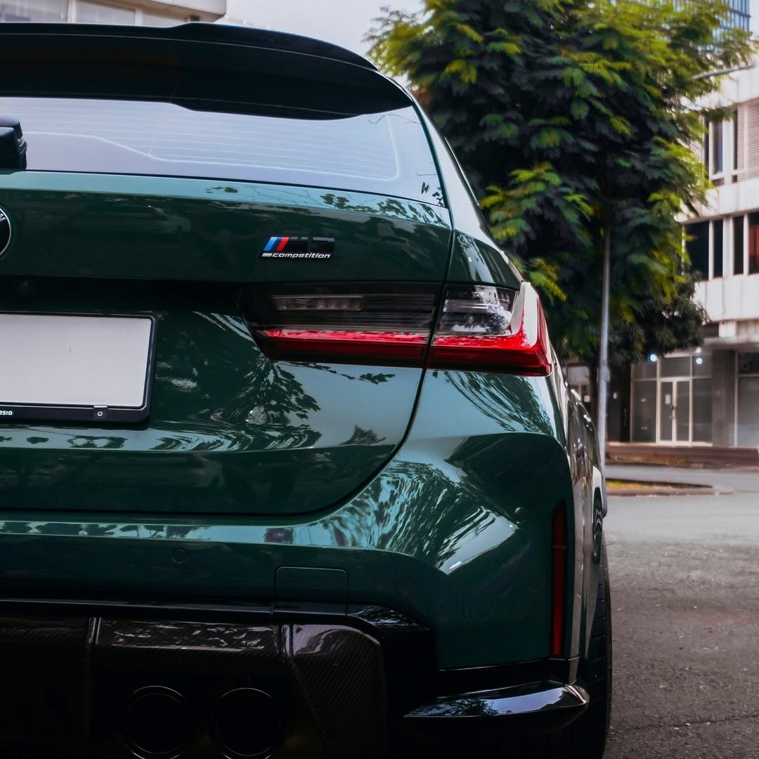 Ravoony Plus BMW Gloss British Racing Green Vinyl Car Wrap