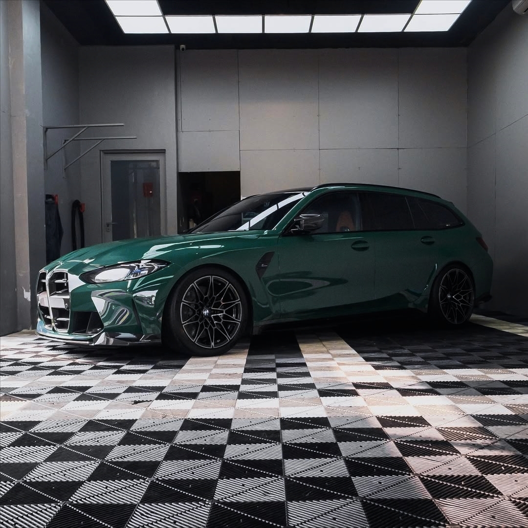 Ravoony Plus BMW Gloss British Racing Green Vinyl Car Wrap