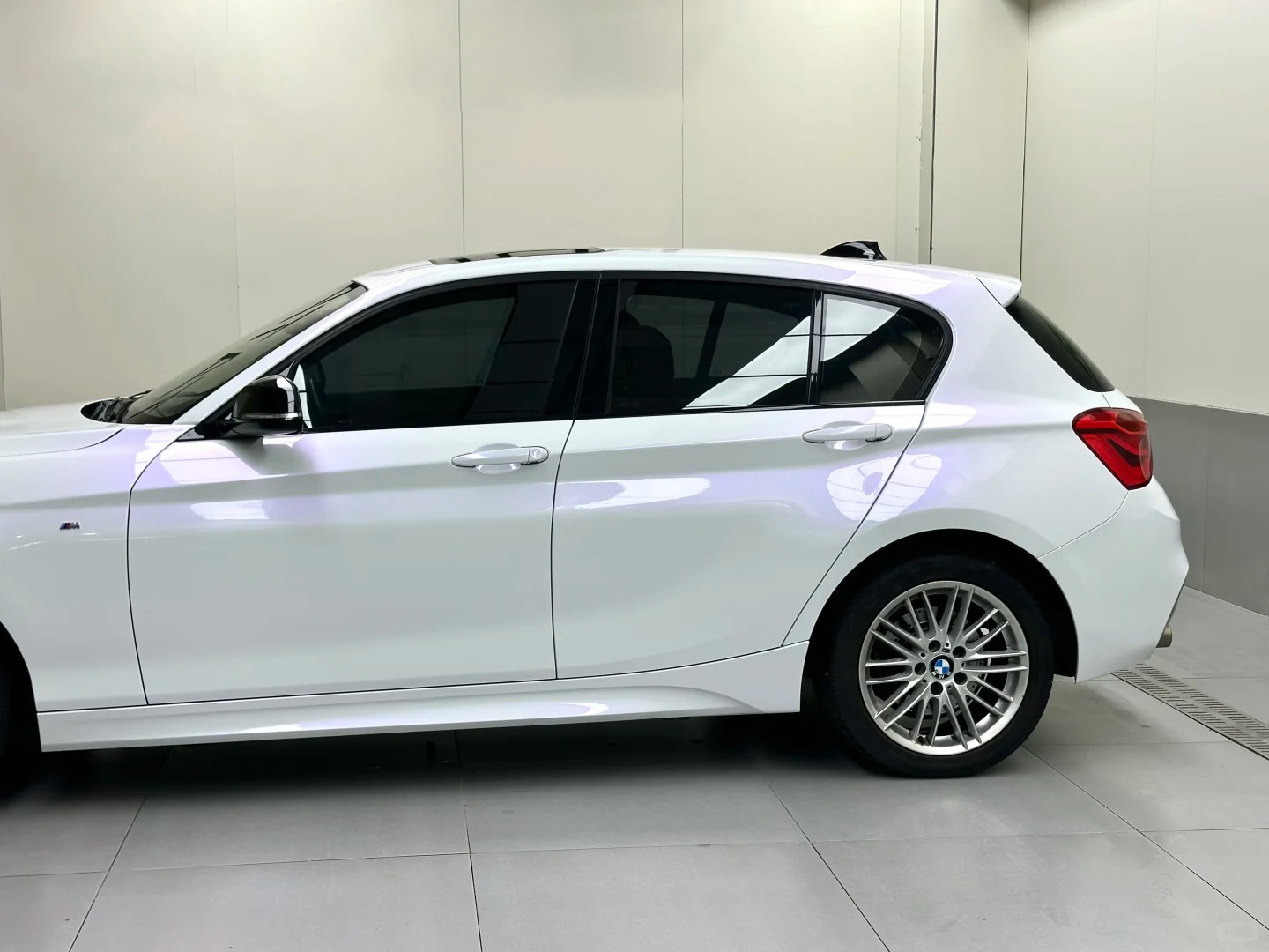 Time-limited Sale Ravoony Plus PET Glossy White to Purple Vinyl Car Wrap