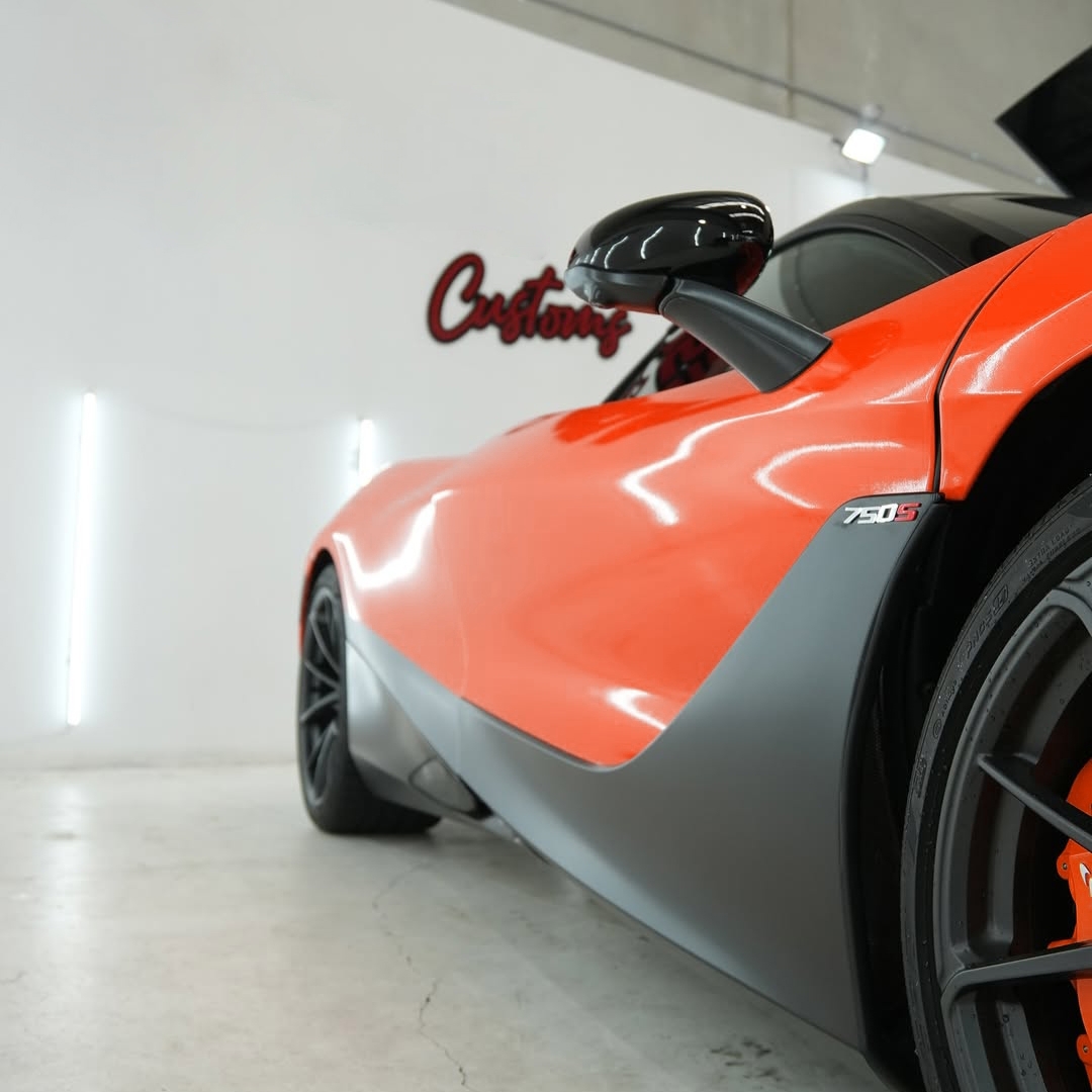 Ravoony Pro TPU Glossy Hermes Orange PPF Film