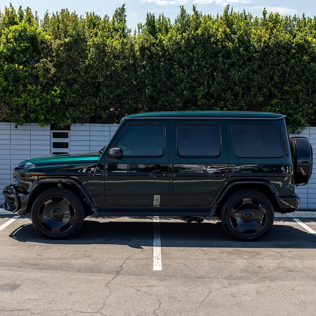 Ravoony Pro TPU Glossy Metallic Emerald Green PPF Film