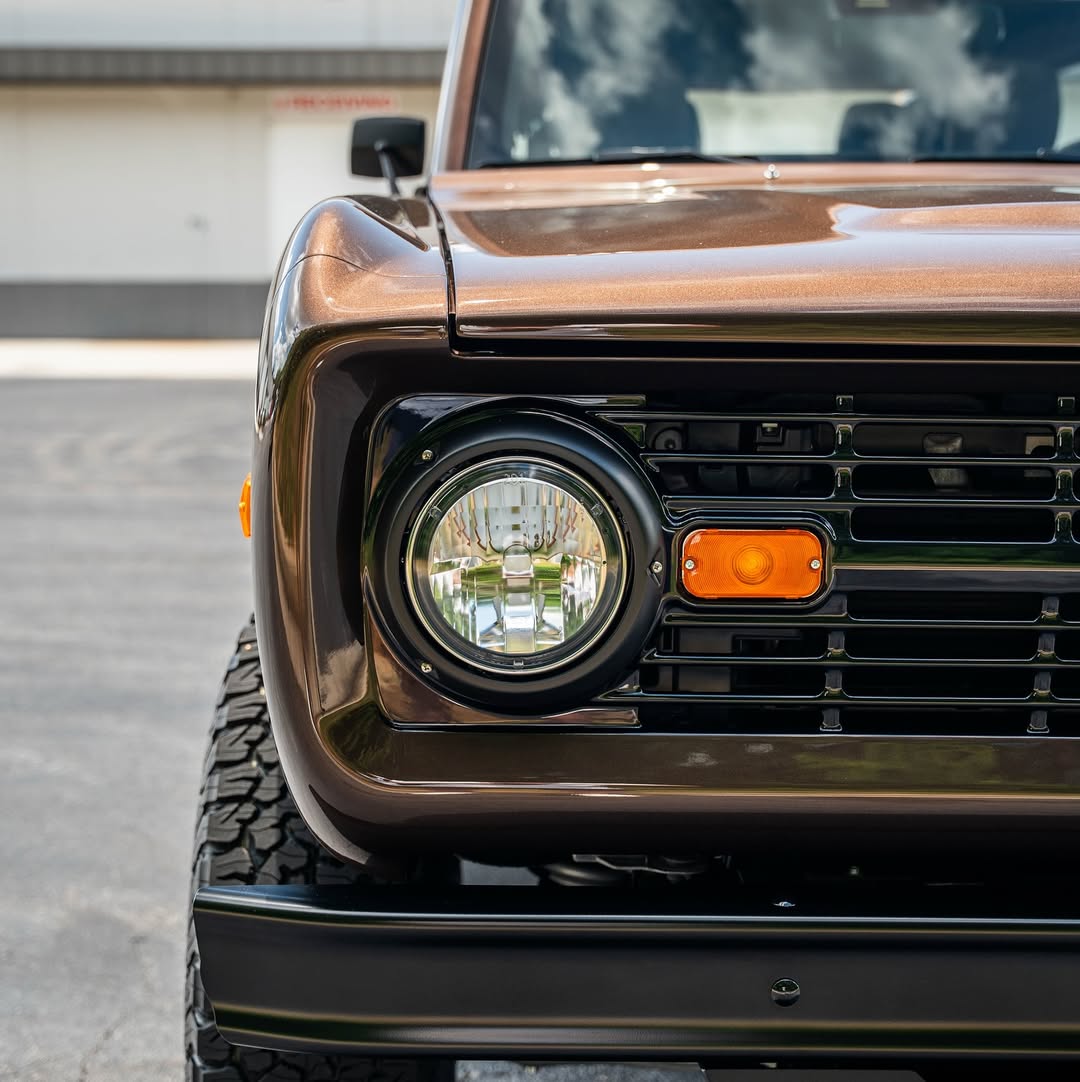 Ravoony Pro TPU Glossy Metallic Light Brown PPF Film