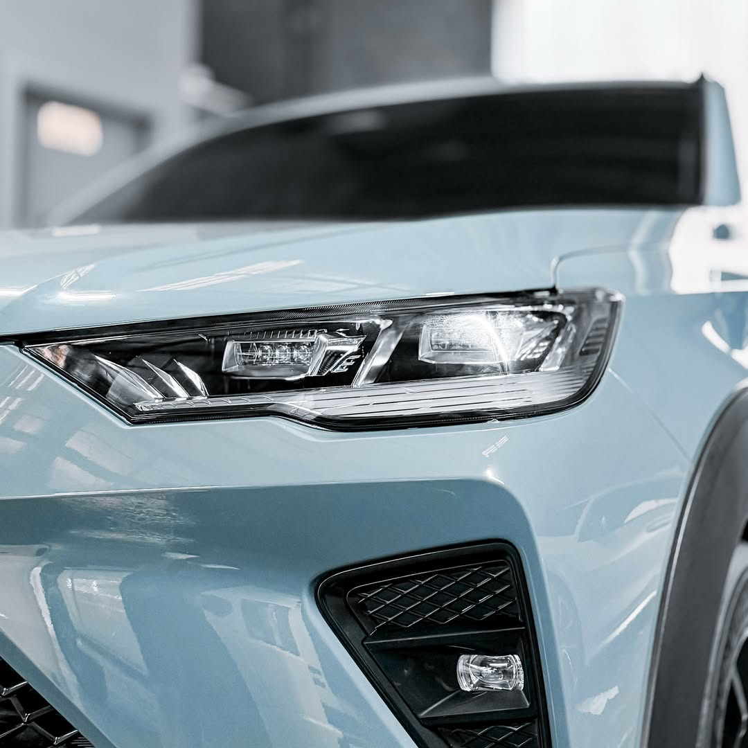 Ravoony U Series Ultra Gloss TPU Lotus Leaf PPF Paint Protection Film 10mil