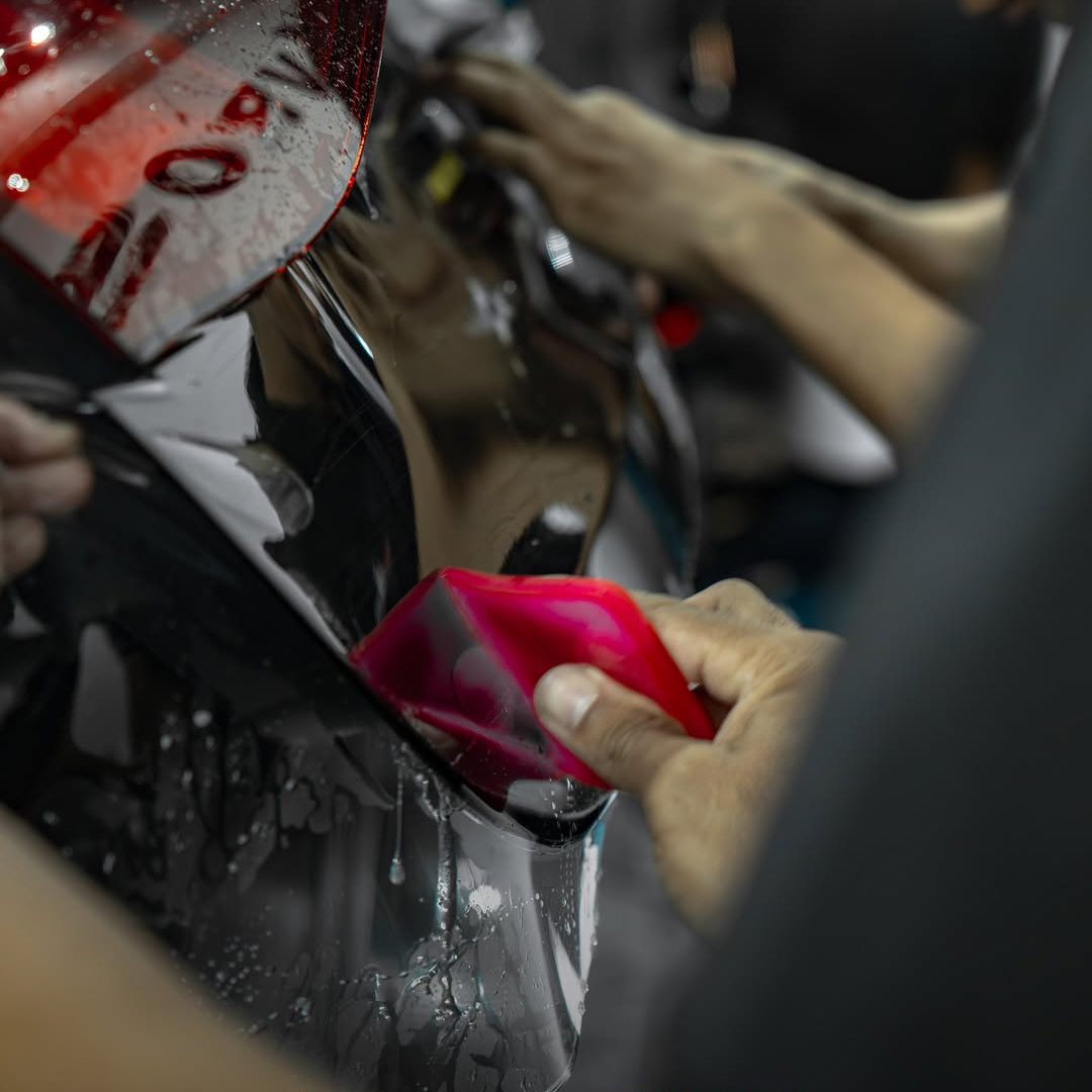 Ravoony U Series Ultra Gloss TPU Lotus Leaf PPF Paint Protection Film 8.5mil