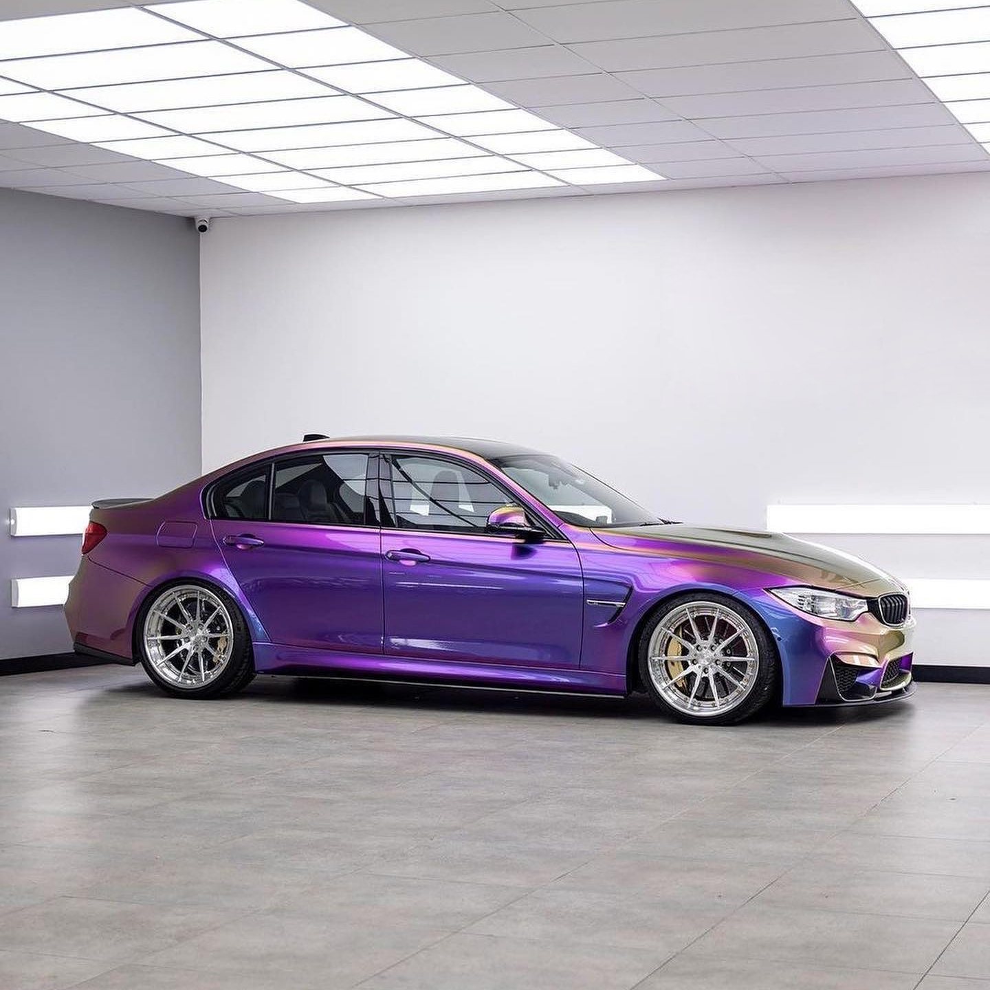 Ravoony Plus PET Gloss Magic Colored Purple Chameleon Wrap