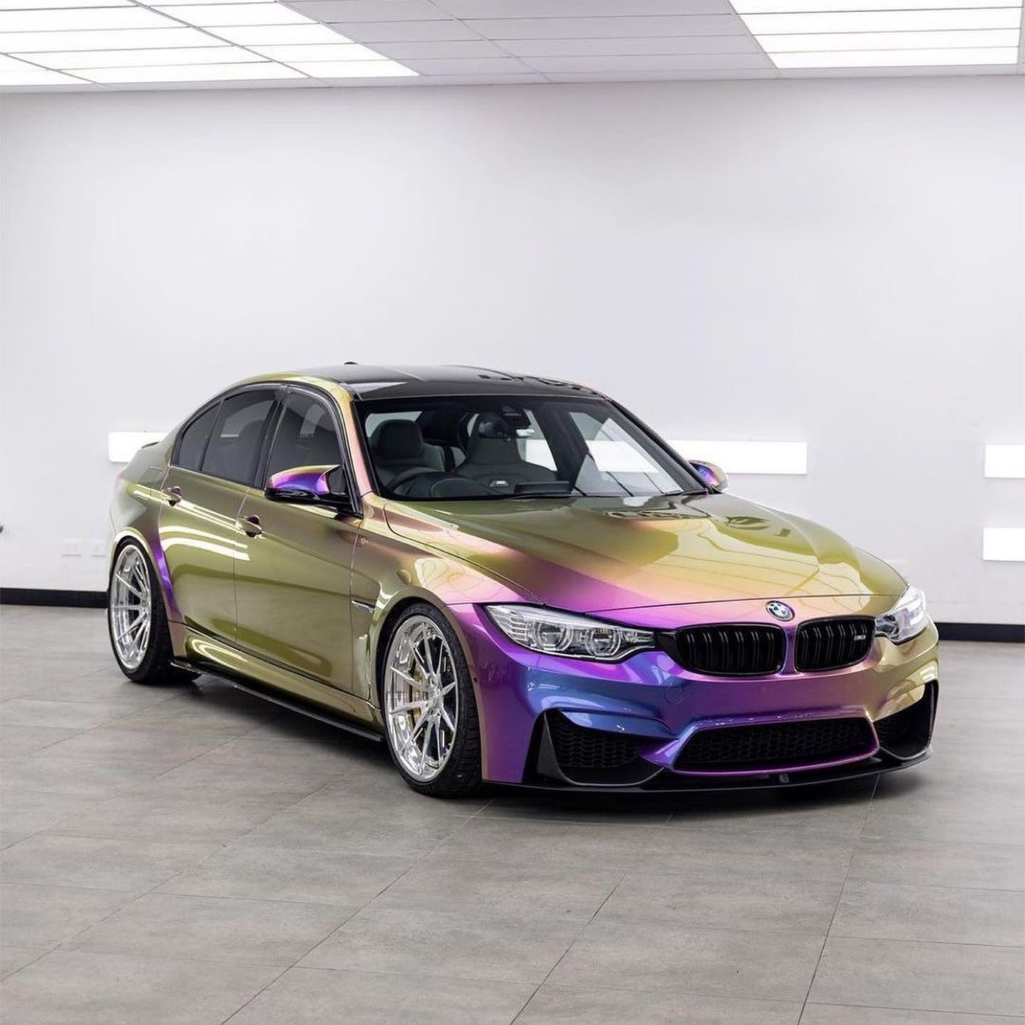 Ravoony Plus PET Gloss Magic Colored Purple Chameleon Wrap