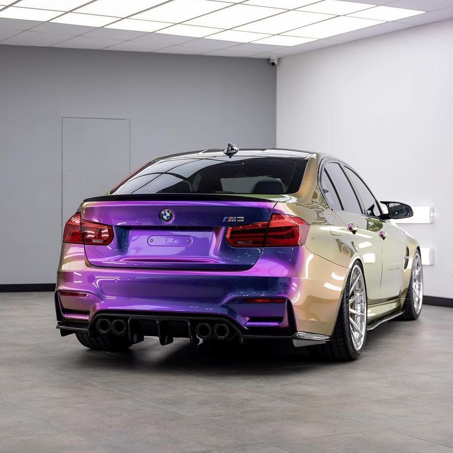 Ravoony Plus PET Gloss Magic Colored Purple Chameleon Wrap