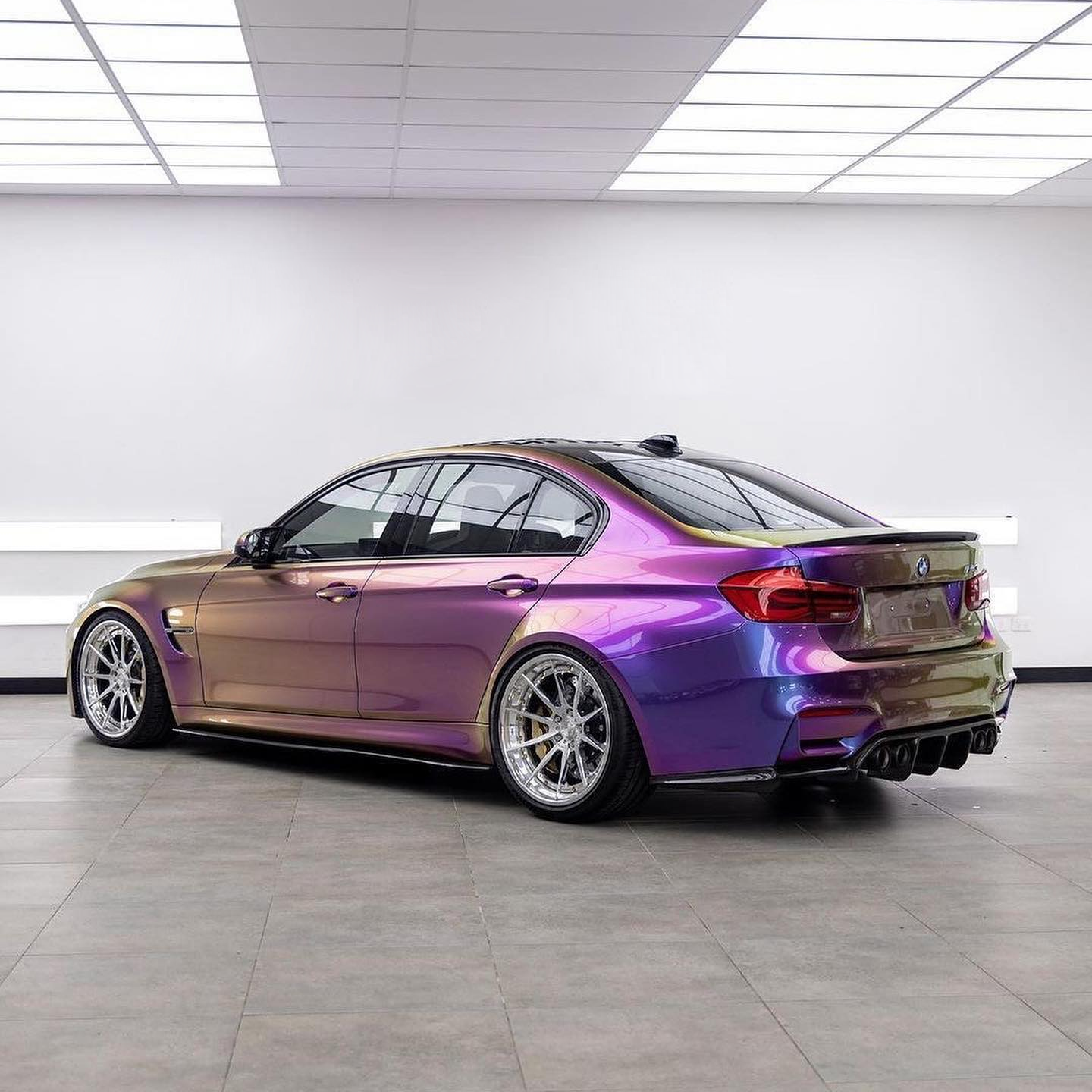 Ravoony Plus PET Gloss Magic Colored Purple Chameleon Wrap