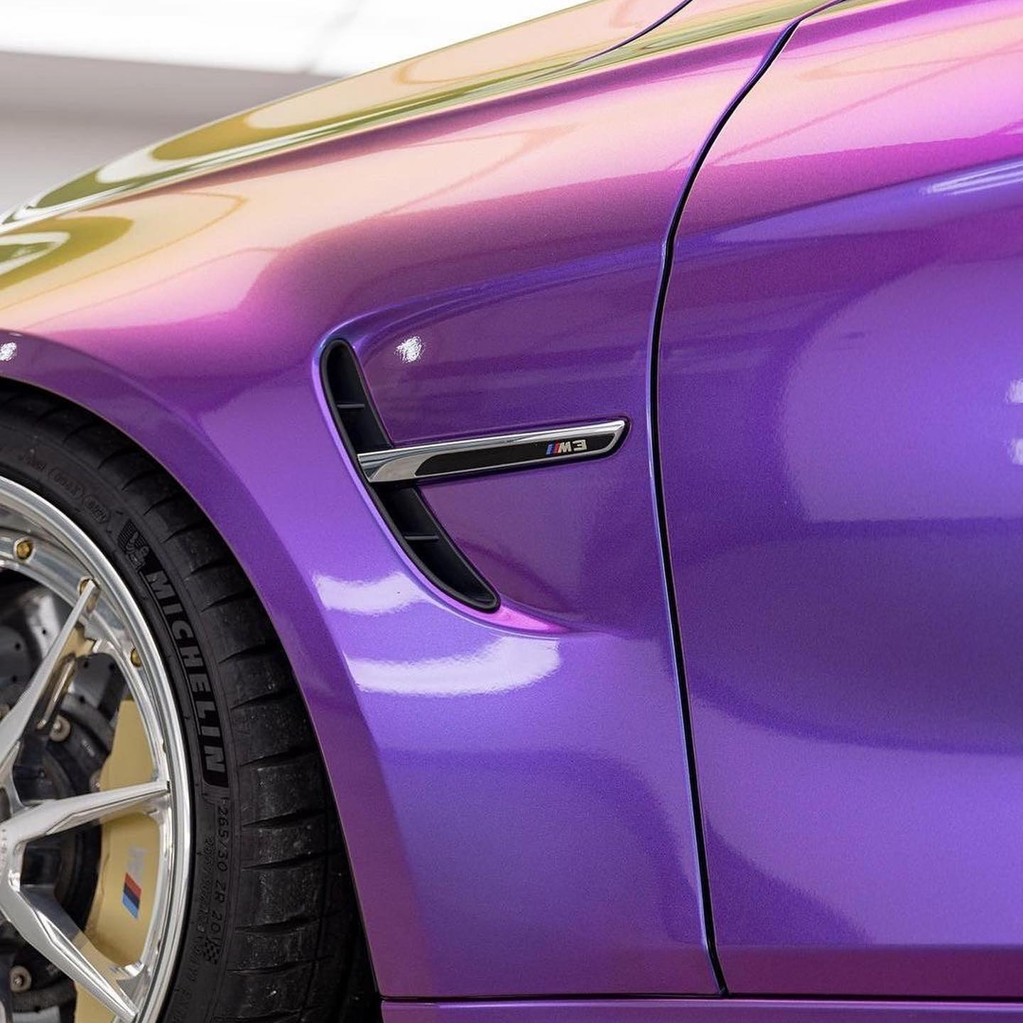 Ravoony Plus PET Gloss Magic Colored Purple Chameleon Wrap