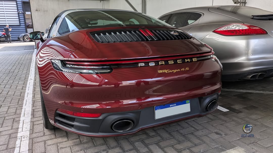 Ravoony Pro TPU Glossy Vermilion Red PPF Film