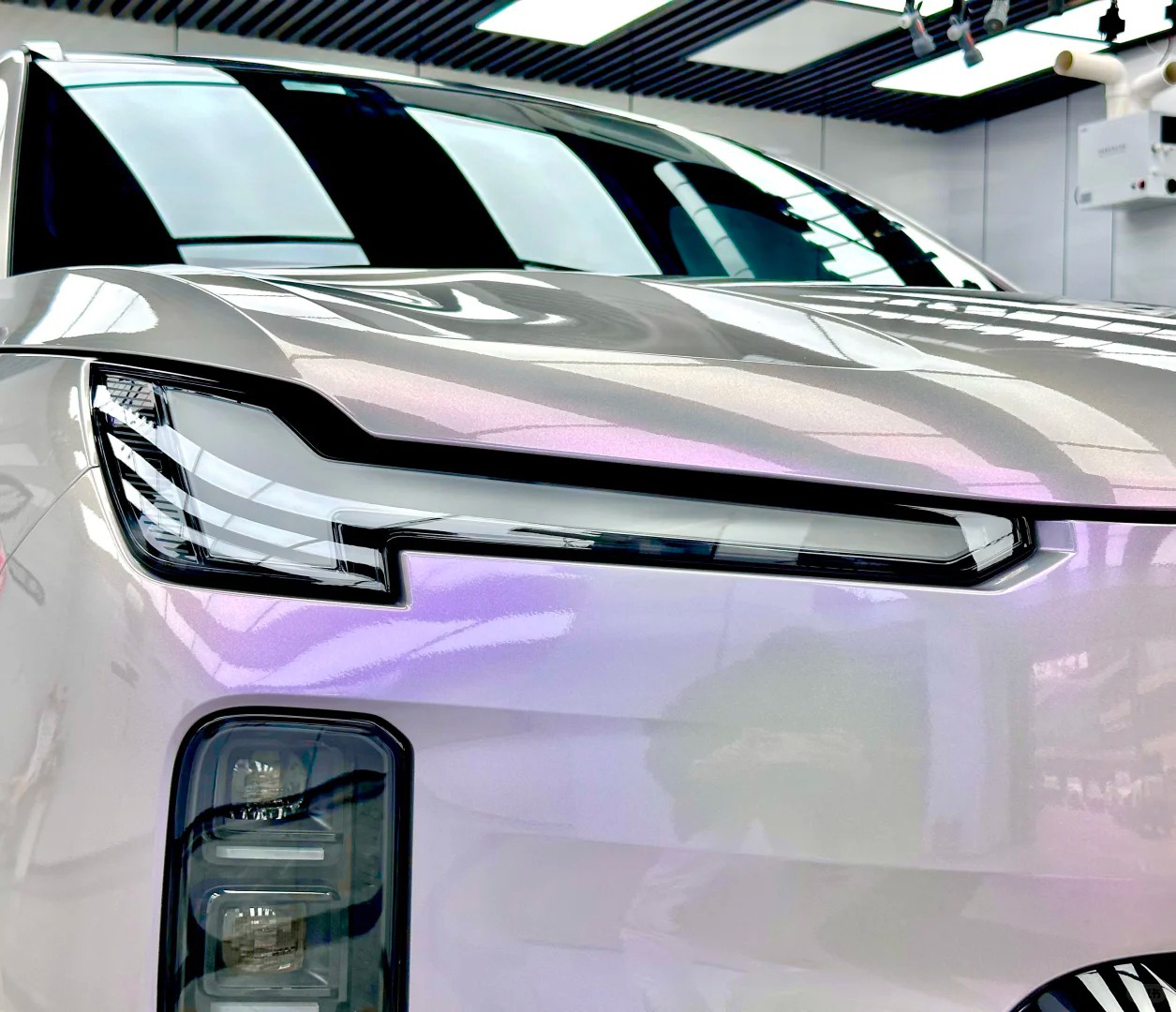 Ravoony Pro TPU Glossy Transparent Diamond Purple PPF Film 7.5mil