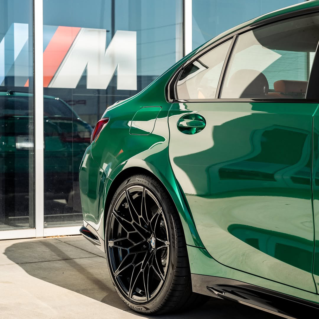 Ravoony Plus Gloss Paint Metallic Isle Of Man Green Car Vinyl Wrap