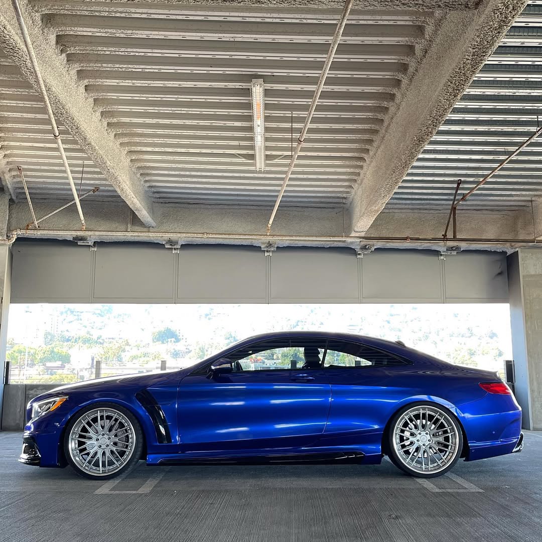 Ravoony Plus PET Gloss Metallic Blueberry Blue Vinyl Car Wrap