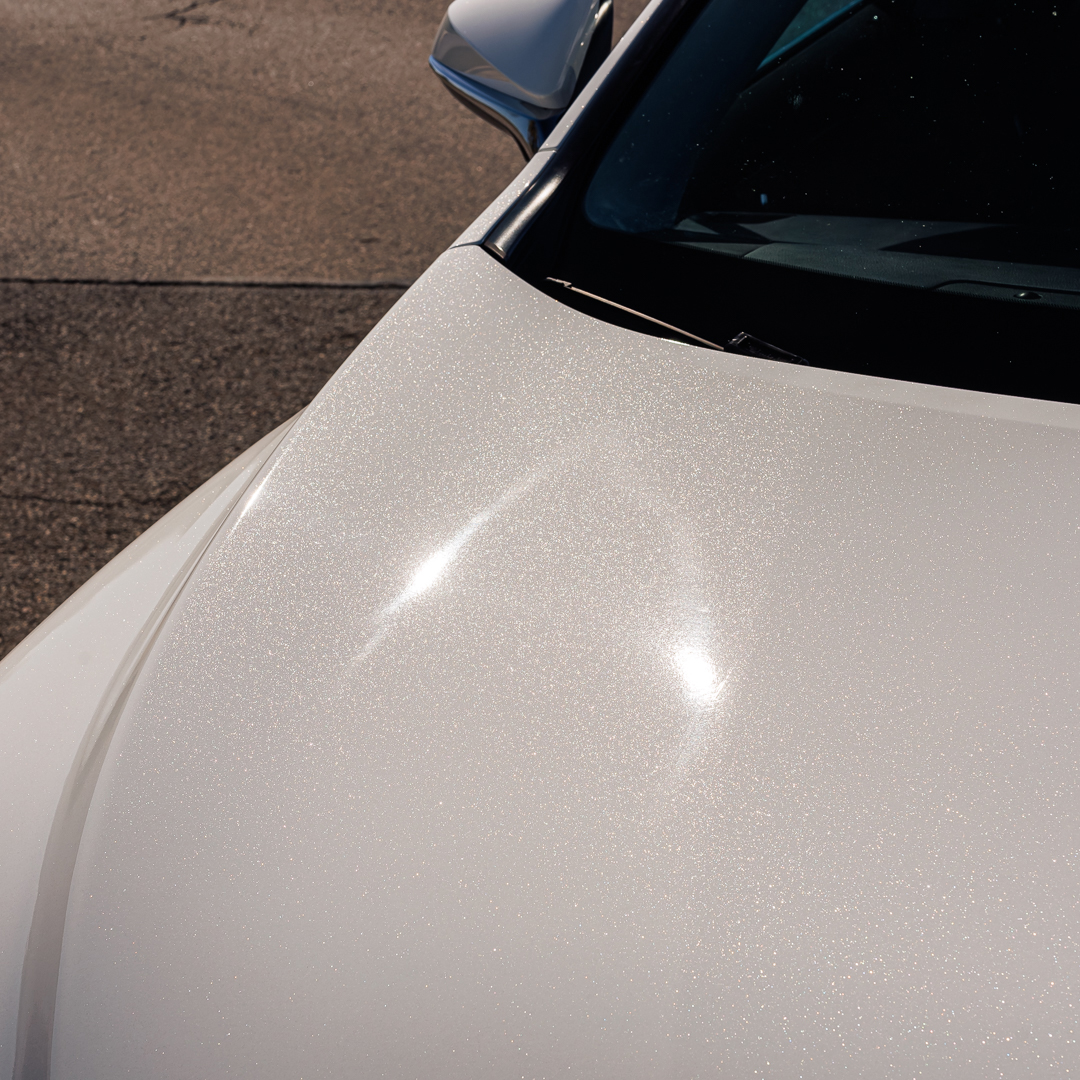 Ravoony Pro TPU Glossy Metallic Pearl White PPF Film