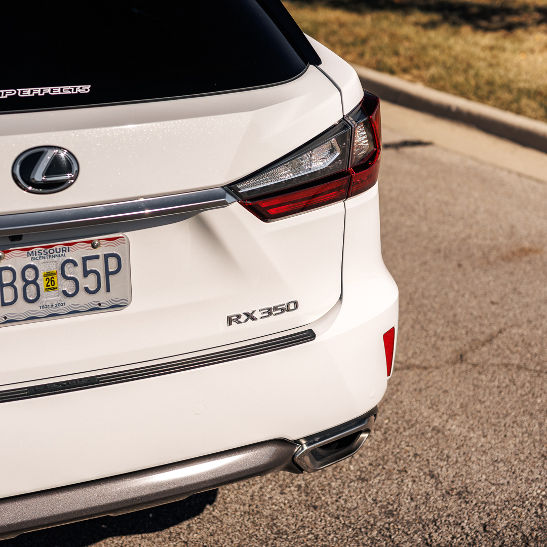 Ravoony Pro TPU Glossy Metallic Pearl White PPF Film