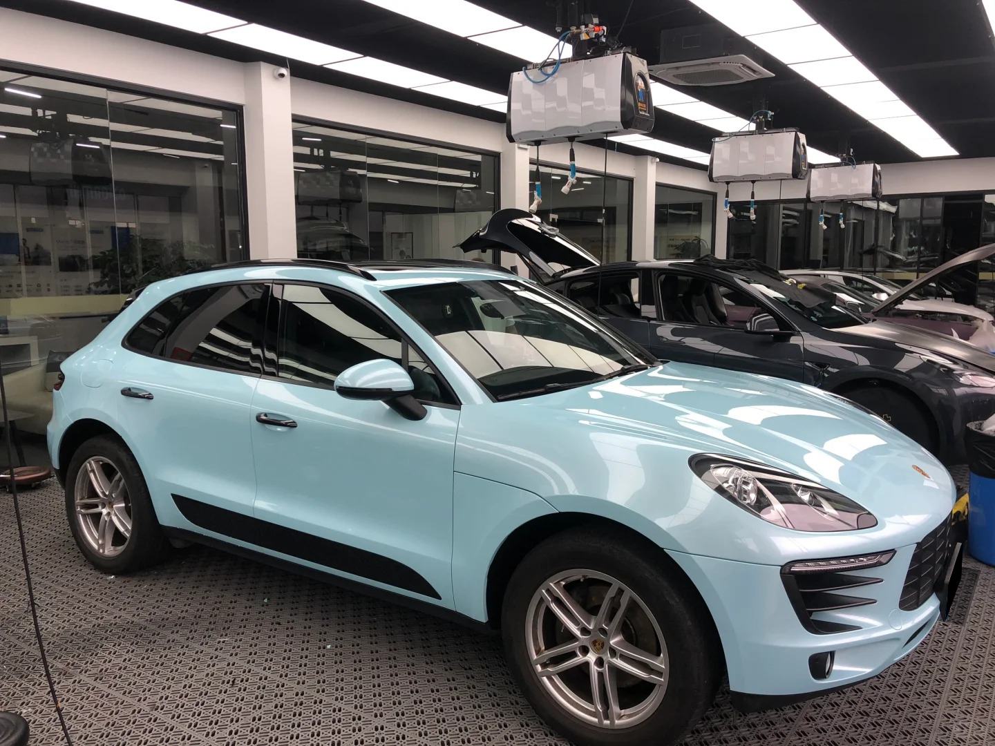 Ravoony Pro TPU Glossy Metallic Glacier Blue PPF Film