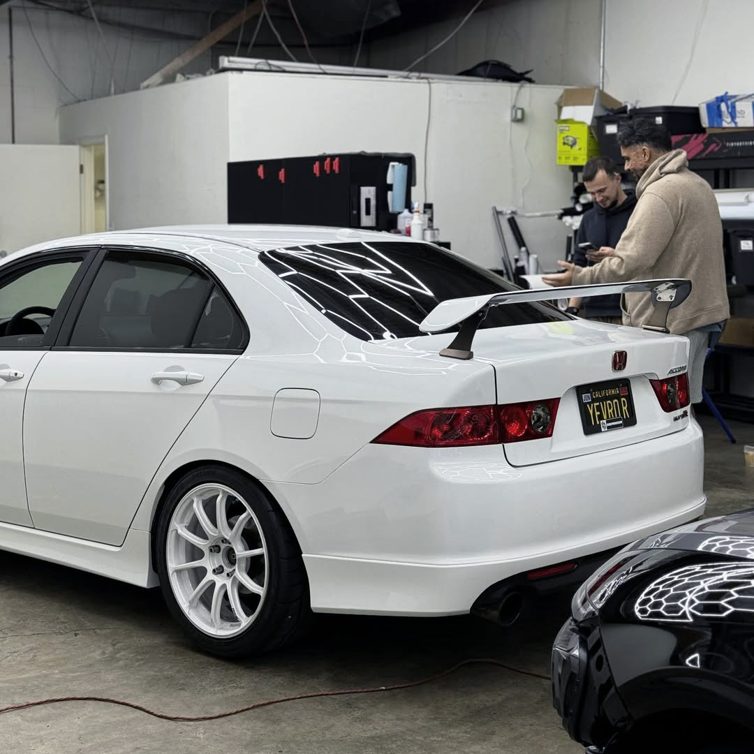 Ravoony Pro TPU Gloss Crystal White PPF Film