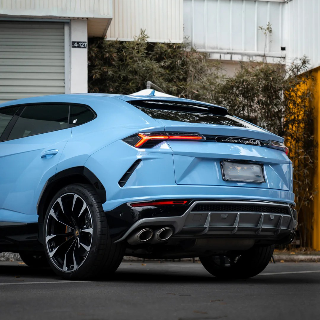 Ravoony Plus Glossy Zandvoort Blue Car Wrap