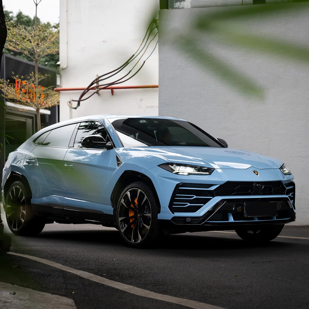 Ravoony Plus Glossy Zandvoort Blue Car Wrap