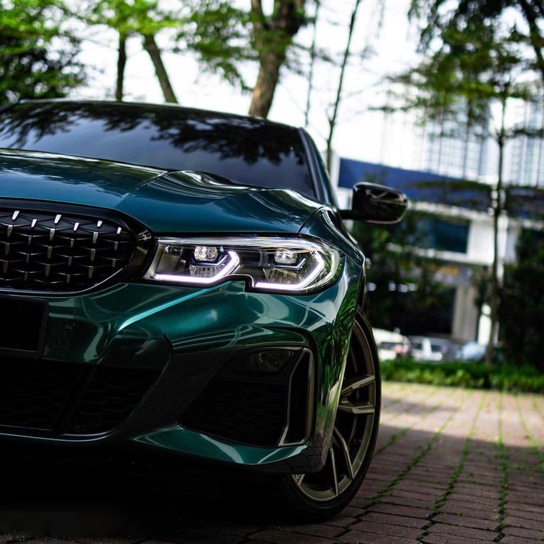   Ravoony Plus PET Glossy Royal Green Vinyl Car Wrap