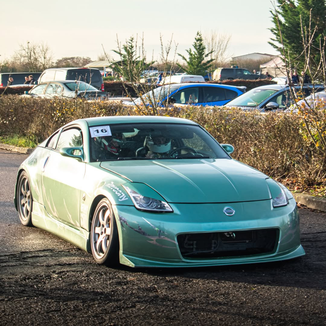 Ravoony Plus PET Ferrari Gloss Verde Francesca Green Vinyl Car Wrap