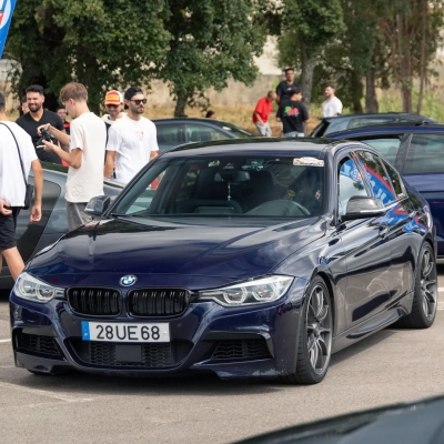 Ravoony Plus PET Gloss BMW Tanzanite Blue Car Vinyl Wrap 02