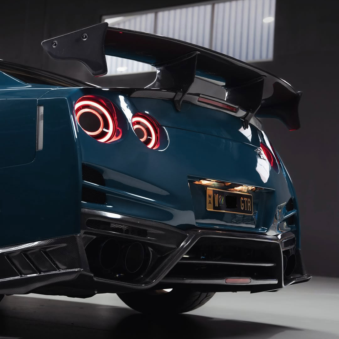 Ravoony Basic PET Gloss Butterfly Valley Blue Vinyl Car Wrap