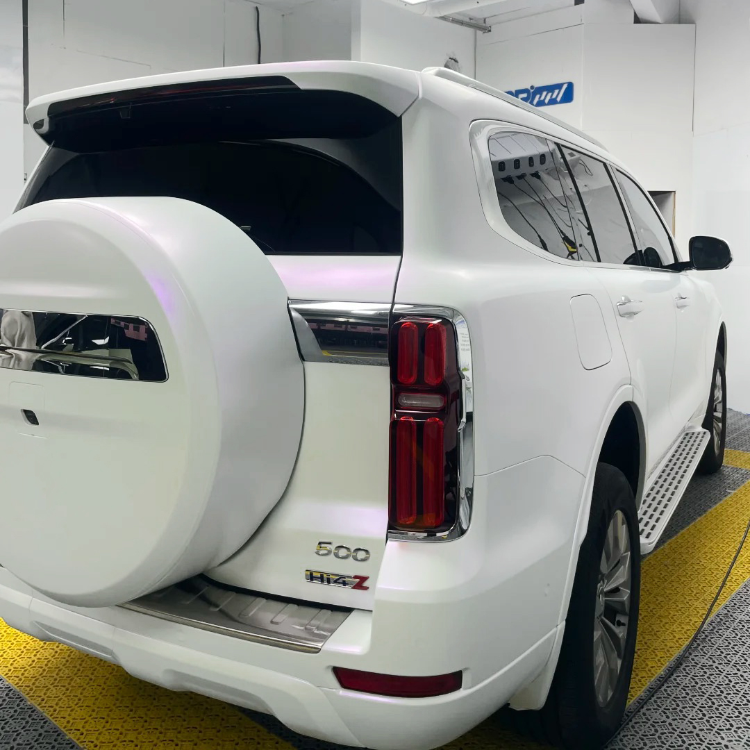 Ravoony Plus Pure Metallic White To Purple Vinyl Car Wrap