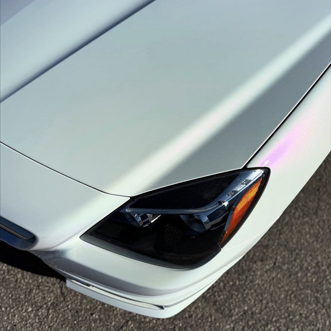 Ravoony Plus Pure Metallic White To Purple Vinyl Car Wrap