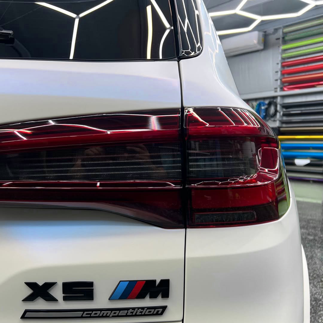 Ravoony Plus Matte Pure Metallic White to Blue Car Vinyl Wrap