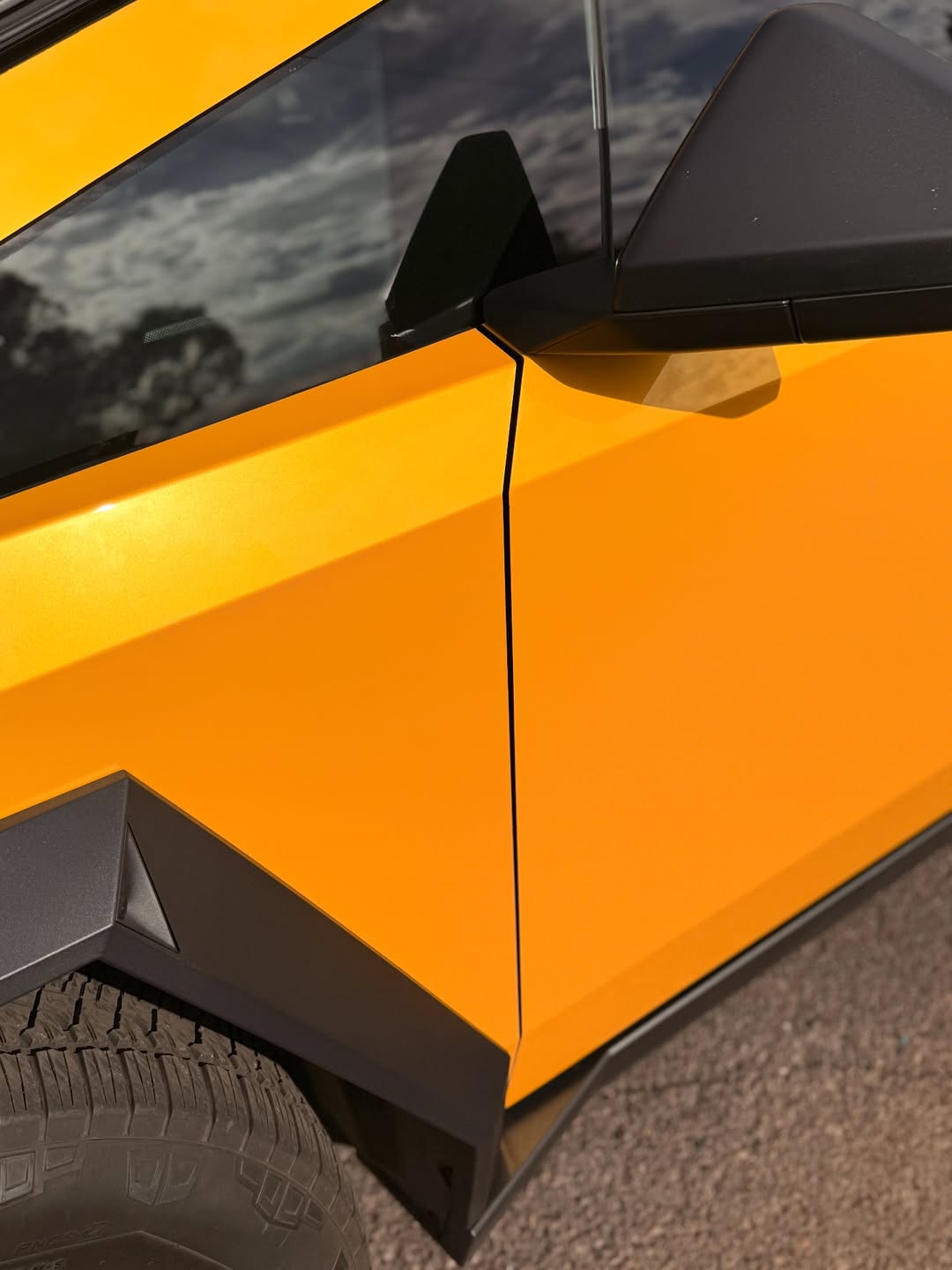 Ravoony Pro TPU Glossy Sunflower Yellow PPF Film