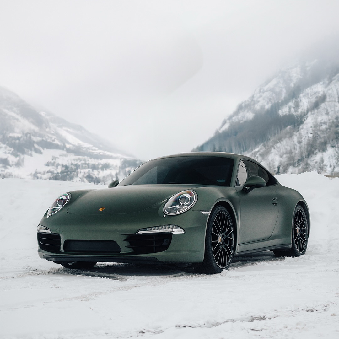 Ravoony Plus PET Matte Emerald Green Car Vinyl Wrap