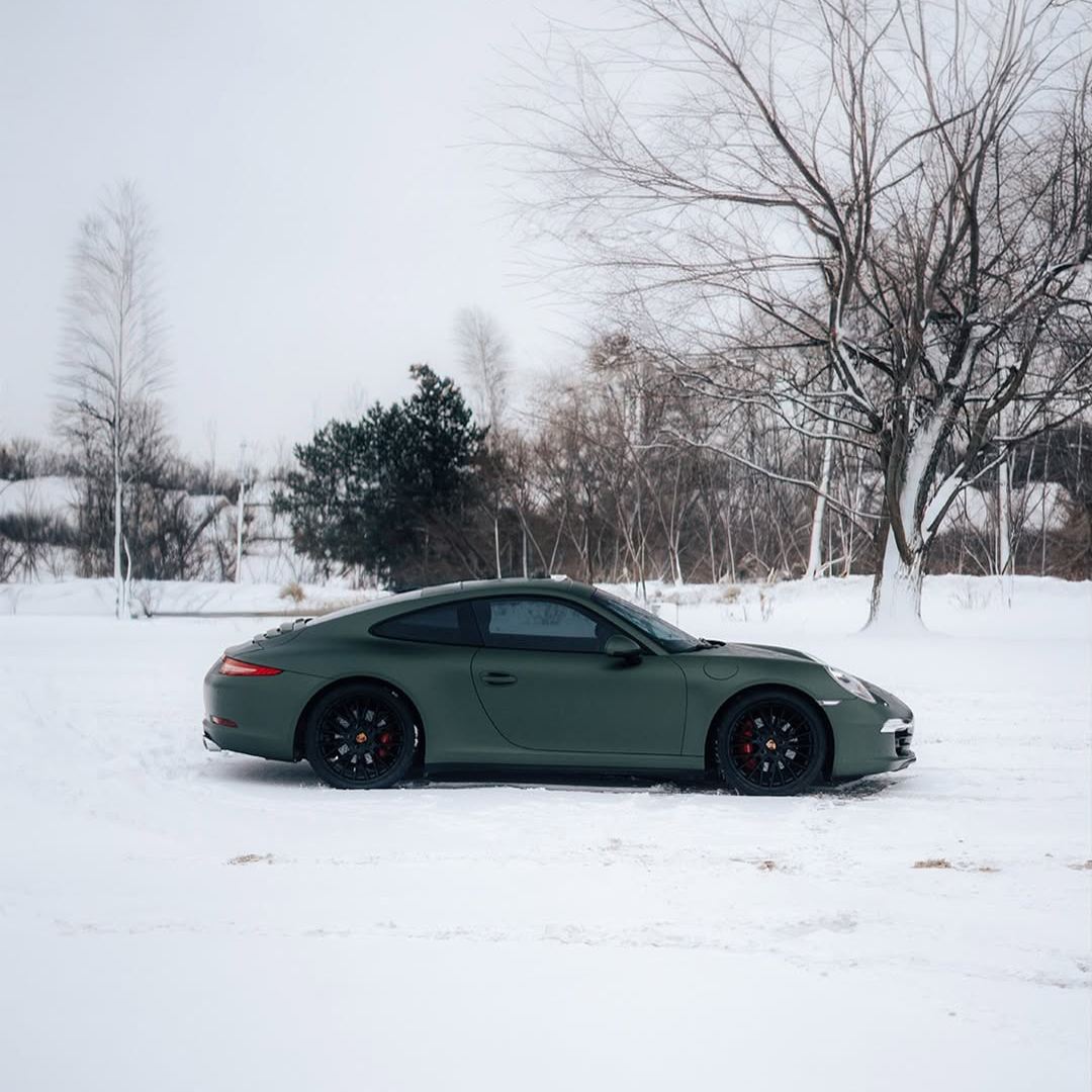 Ravoony Plus PET Matte Emerald Green Car Vinyl Wrap