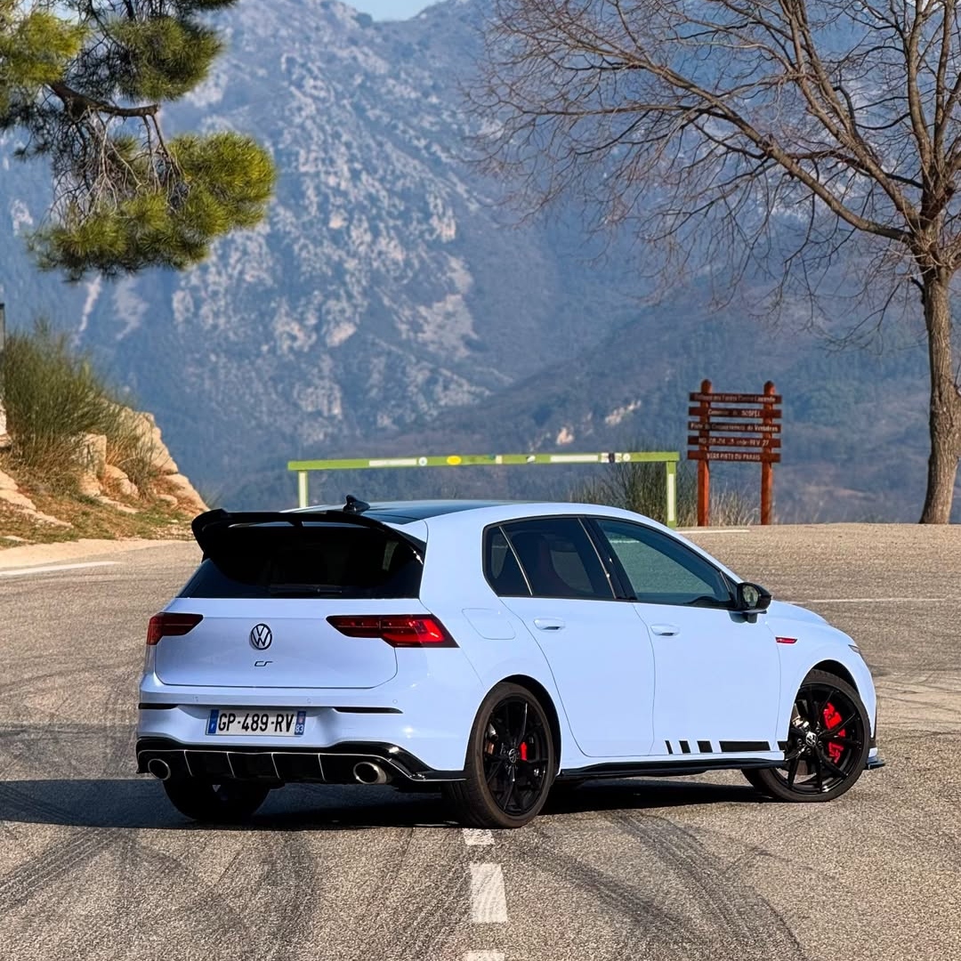 Ravoony Plus PET Glossy Baby Blue Car Wrap