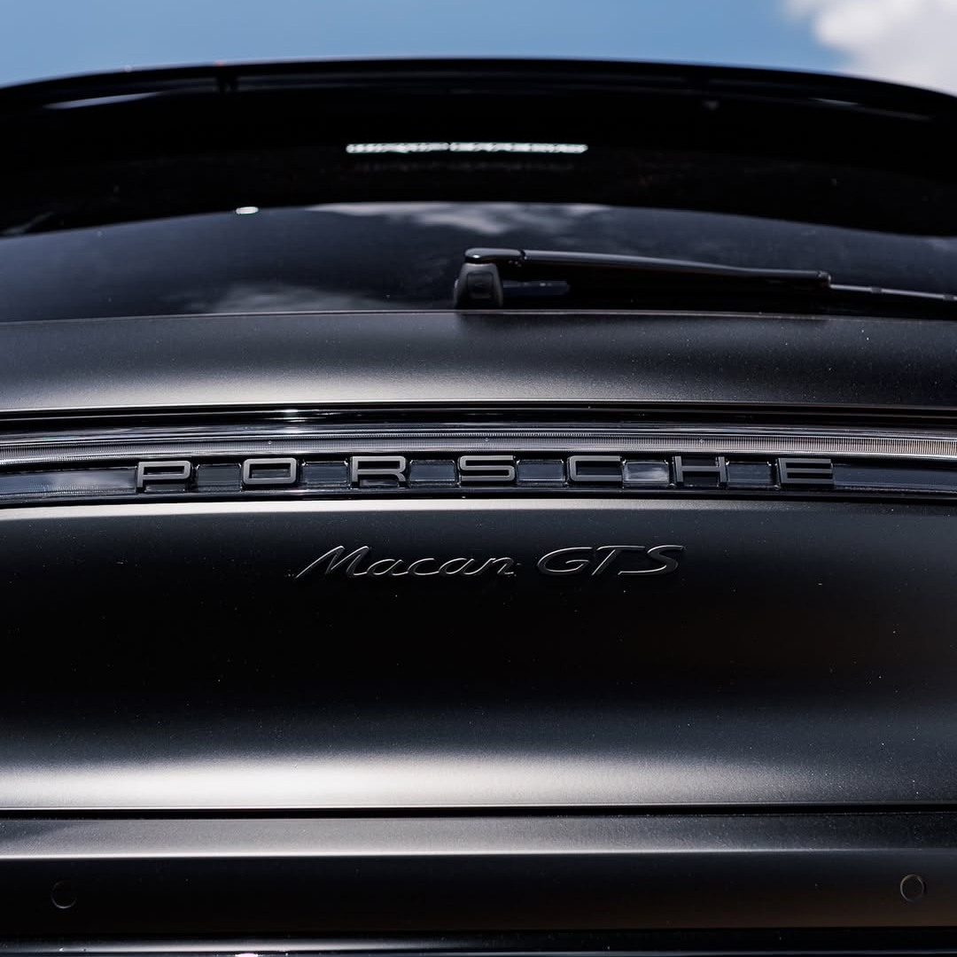 Ravoony Basic Pure Metal Black Car Vinyl Wrap