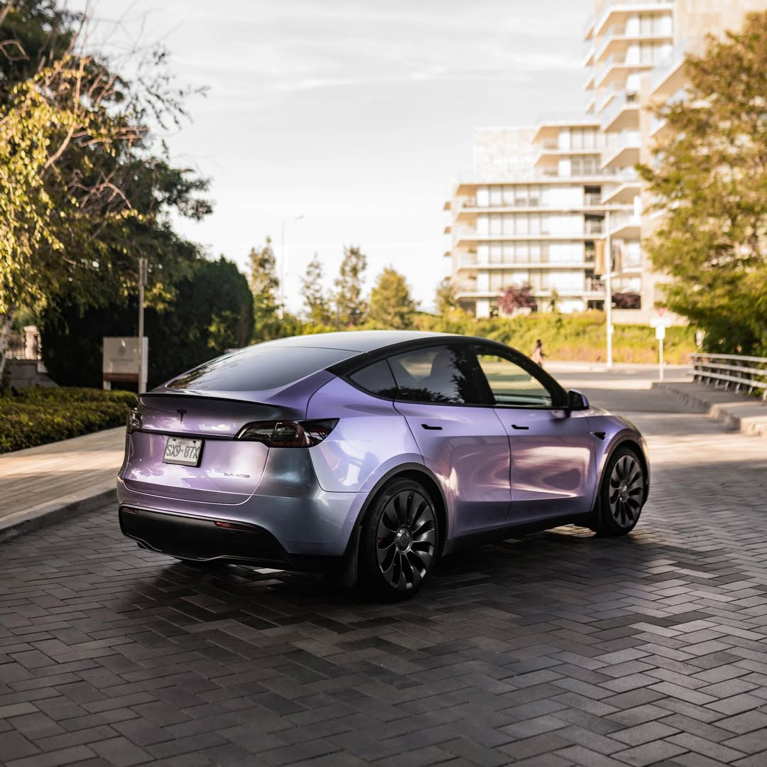 Ravoony Plus PET Glossy Metallic Crystal Grey Purple Car Wrap