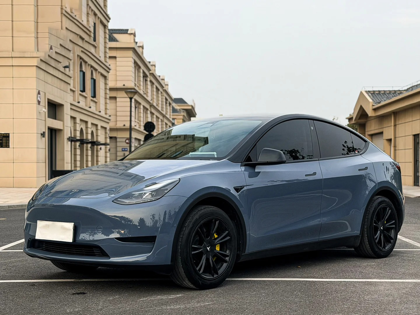 Ravoony Plus PET Glossy Crystal Cement Grey Car Wrap