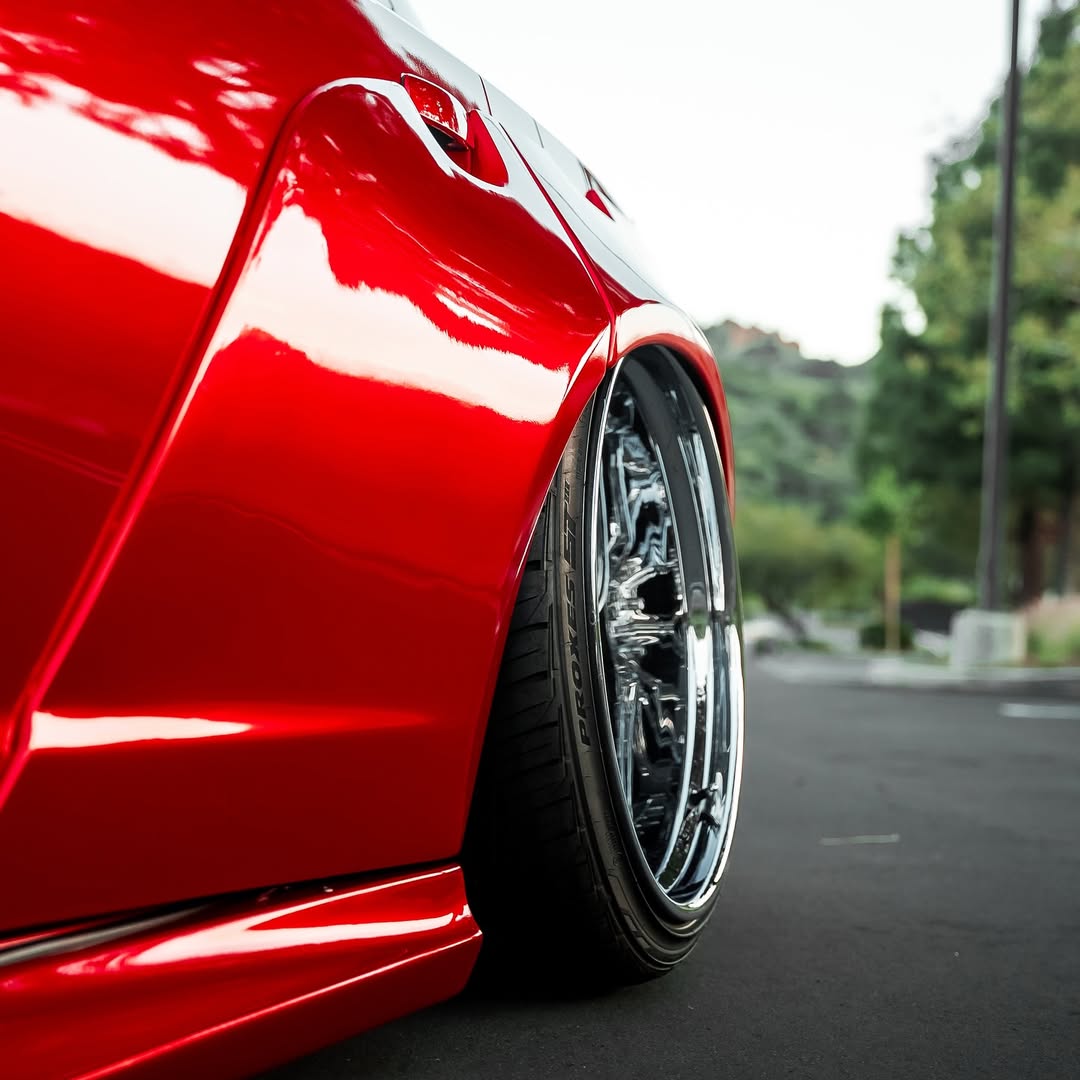 Ravoony Plus PET Glossy Metallic Paint Fire Red Vinyl Car Wrap