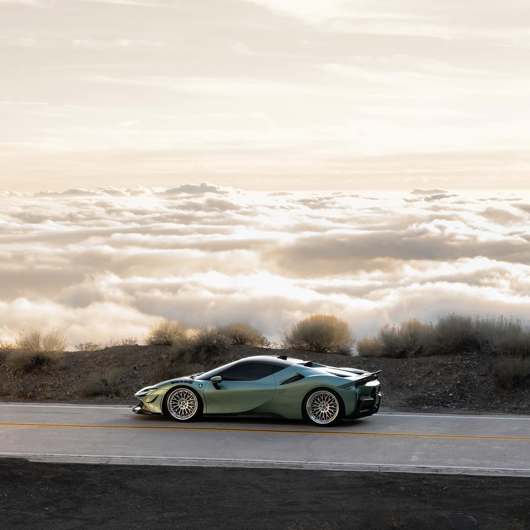 Ravoony Basic Ferrari Gloss Verde Francesca Green Vinyl Car Wrap