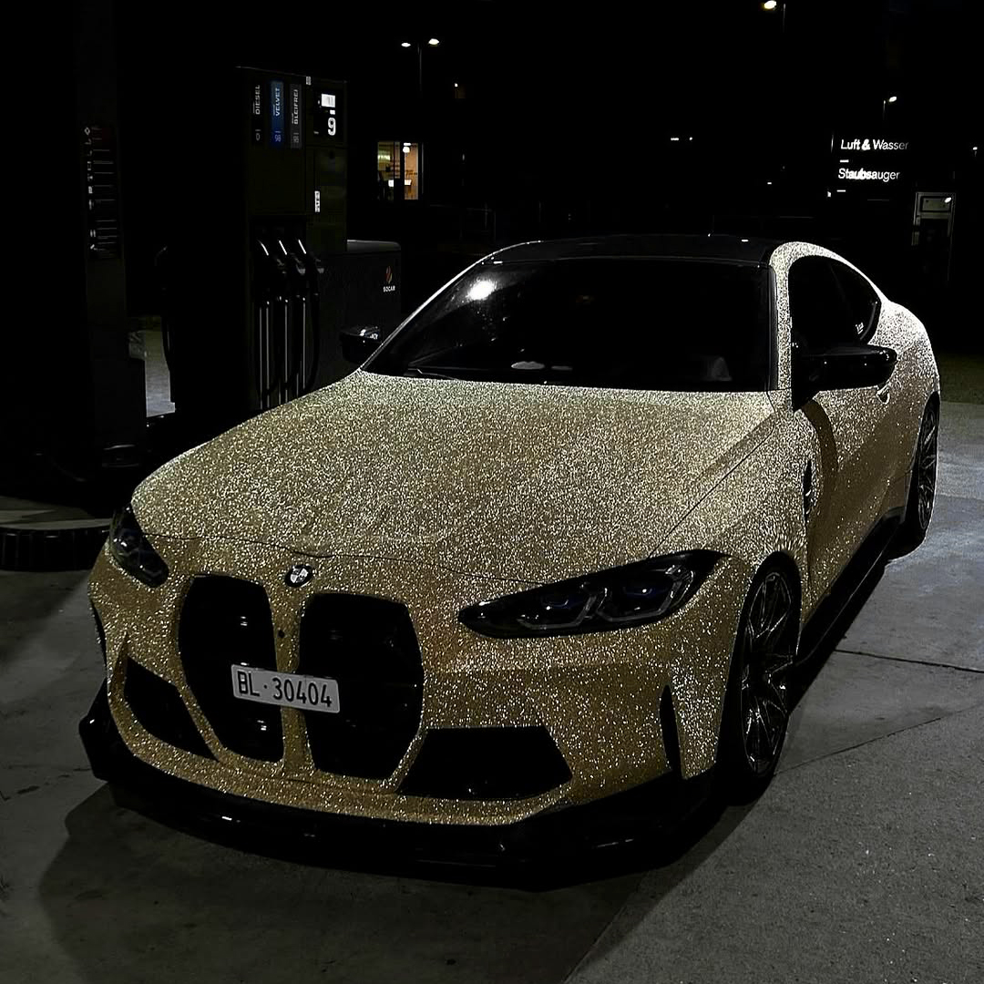 Ravoony Plus Gold Glitter Car Wrap