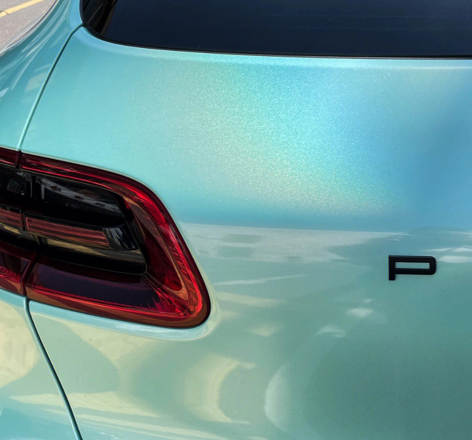   Ravoony Plus Glossy Laser Tiffany Car Vinyl Wrap