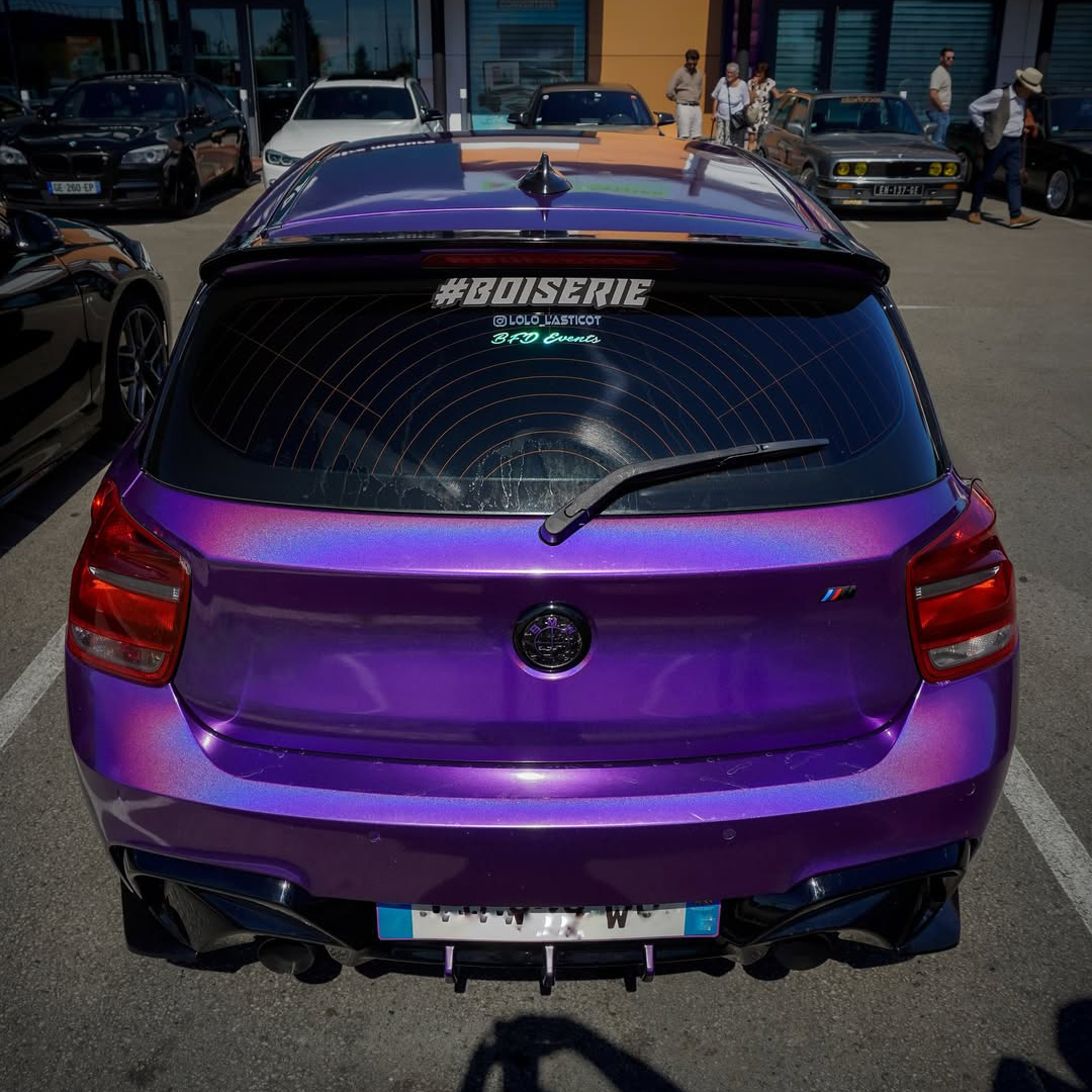 Ravoony Plus Glossy Laser Dark Purple Car Wrap