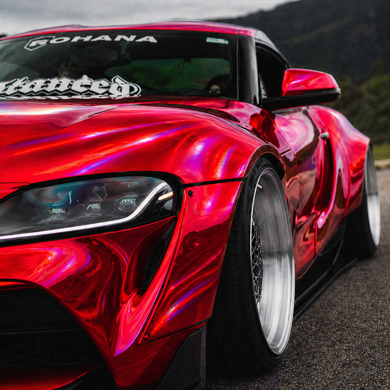 Ravoony Plus PET Gloss Laser Red Chrome Car Vinyl Wrap