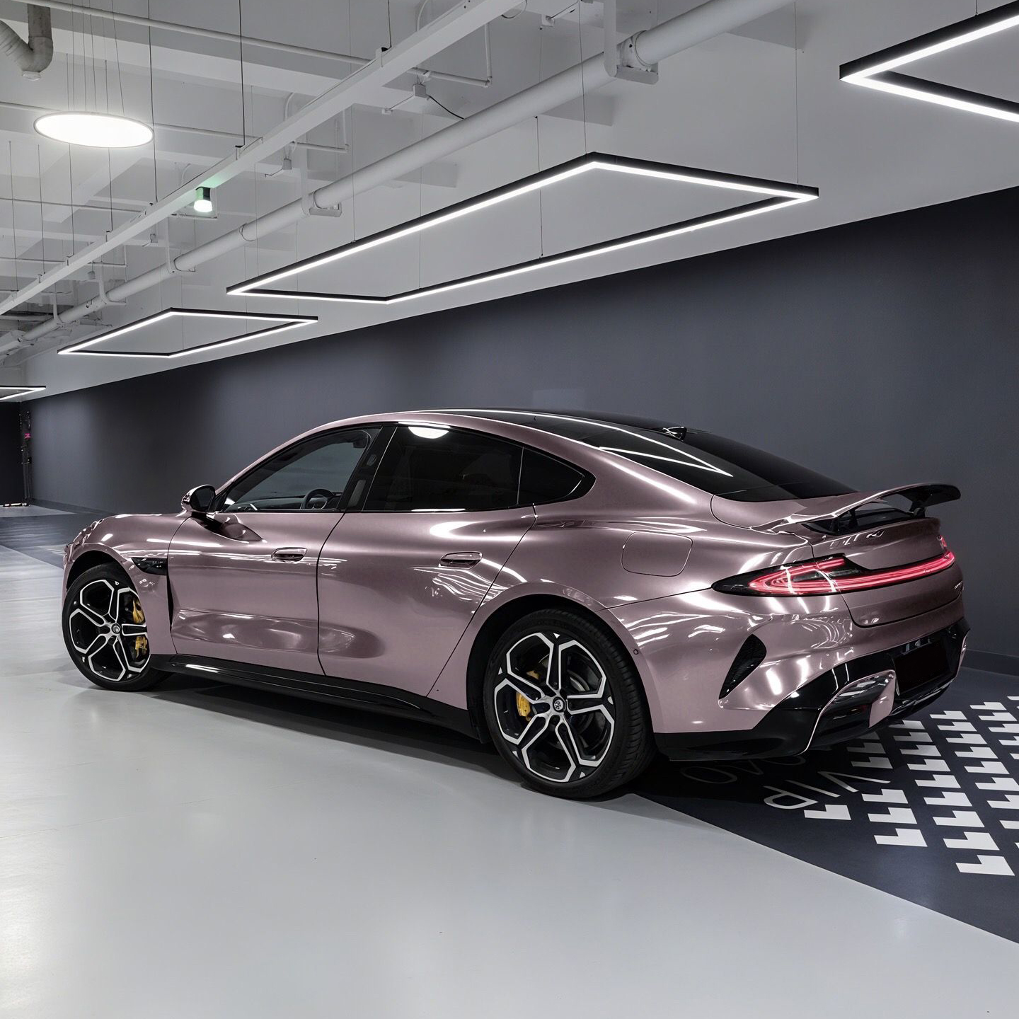 Ravoony Plus PET Gloss Iced Berry Pink Car Vinyl Wrap