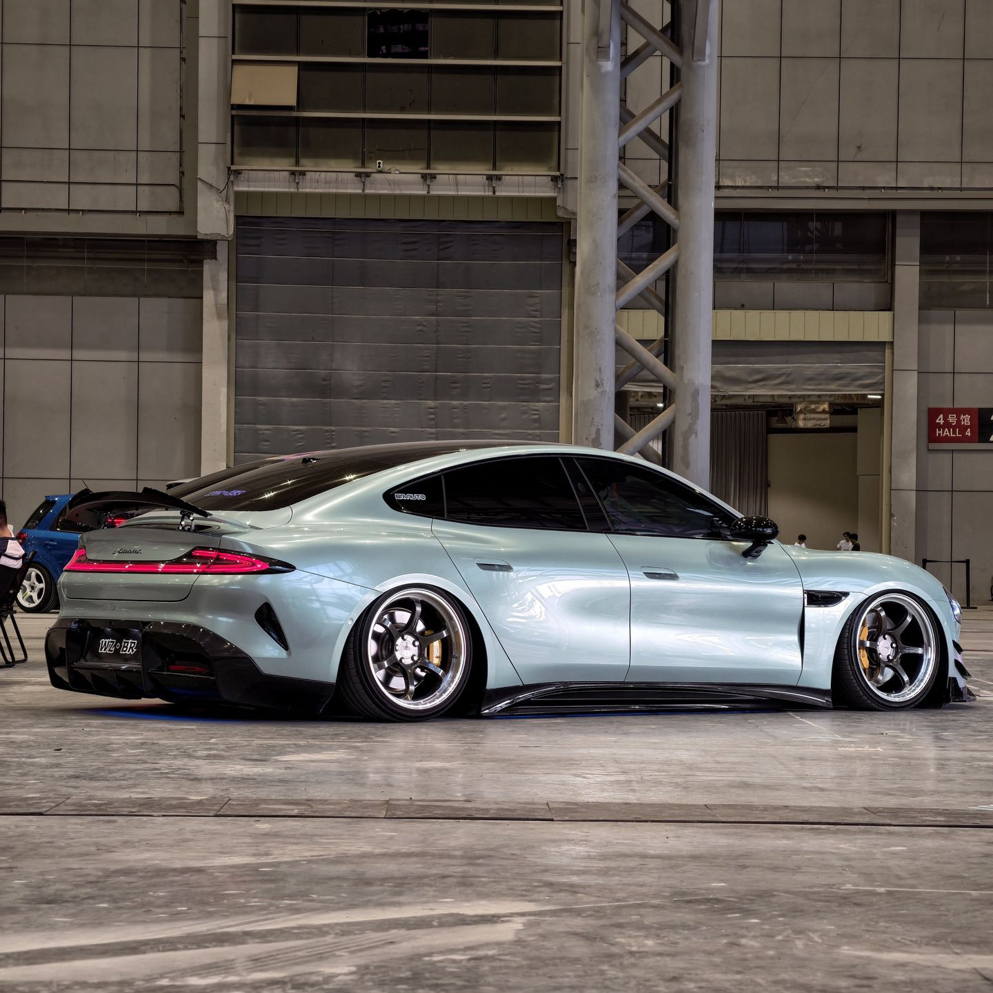 Ravoony Plus PET Gloss Metallic Shadow Green Car Vinyl Wrap