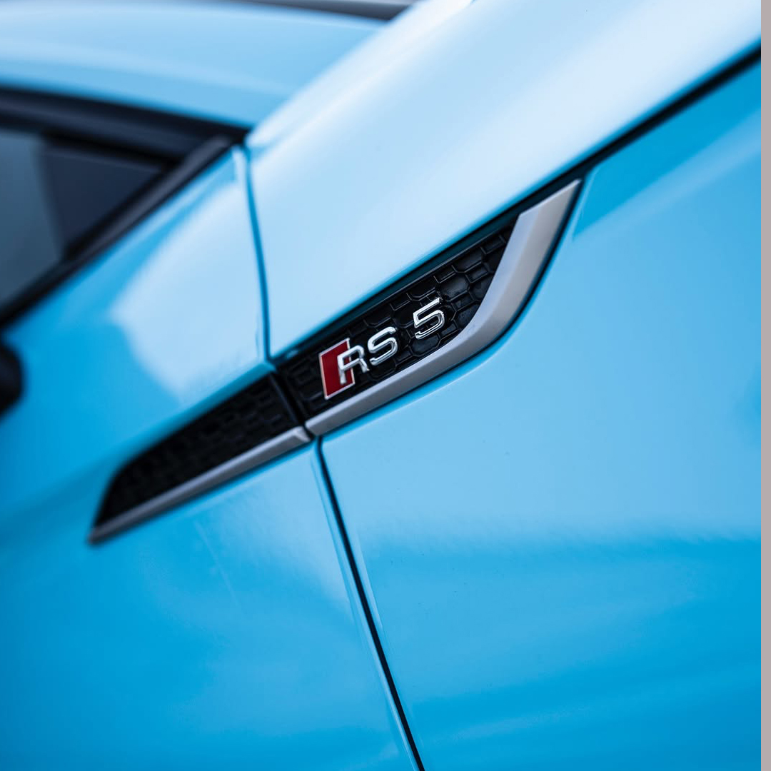 Ravoony Plus PET Glossy Crystal Sky Blue Car Wrap