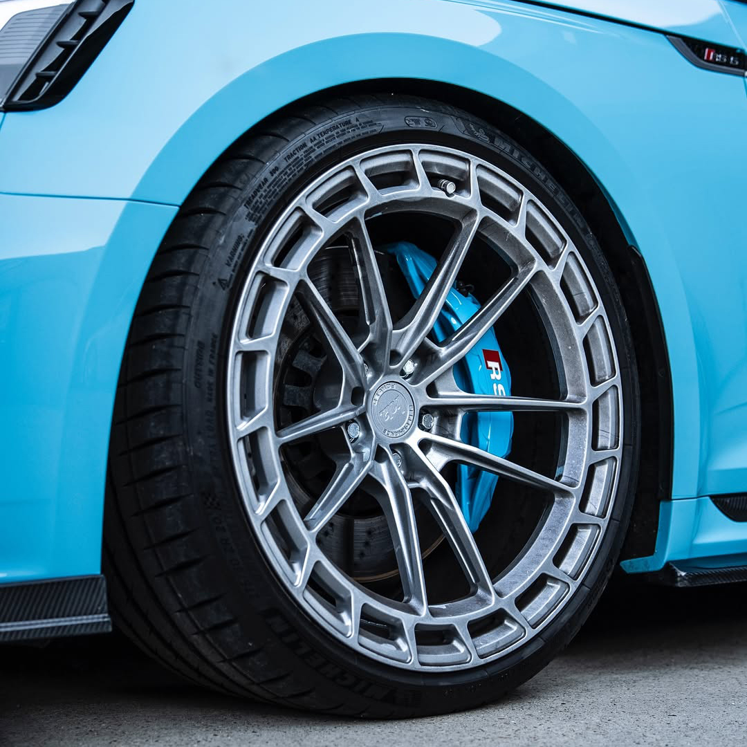 Ravoony Plus PET Glossy Crystal Sky Blue Car Wrap