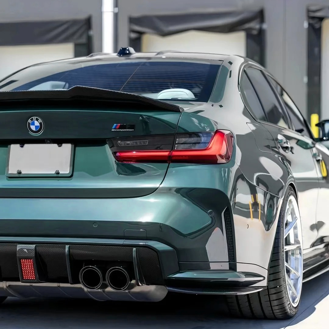 Ravoony Plus PET Gloss Metallic Ryan Green Car Wrap